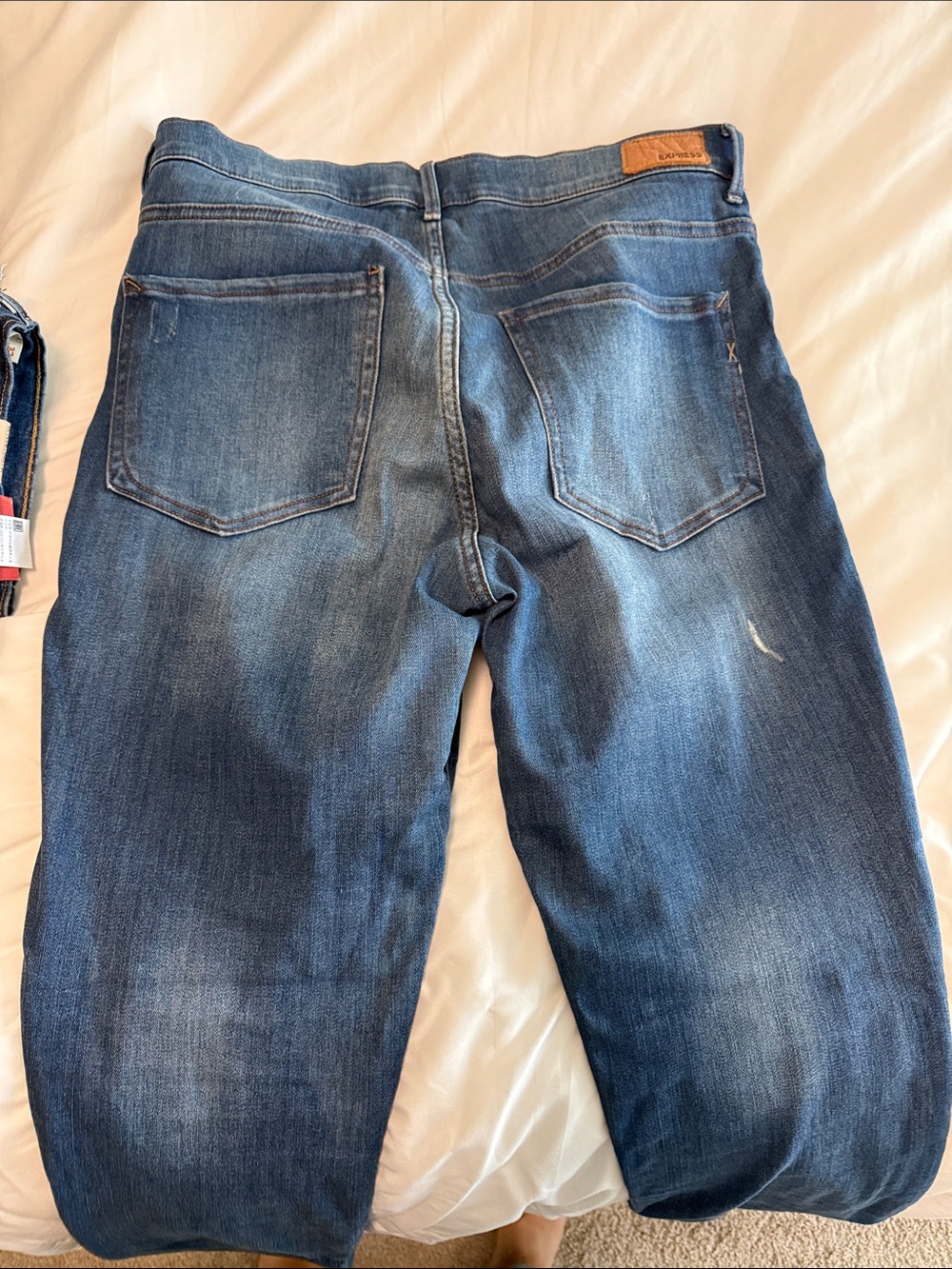 Express Jean - Picture 3 of 3